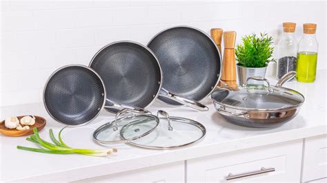 HexClad sale: Save up to 30% on HexClad cookware we love