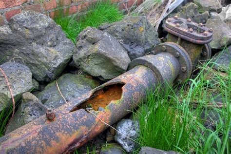 Is Your Cast Iron Sewer Pipe is Rusting and Leaking? Check this: