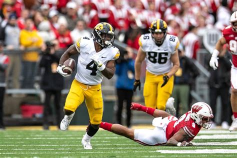 Iowa football vs. Wisconsin 2023 score: Live updates, highlights, analysis | The Gazette