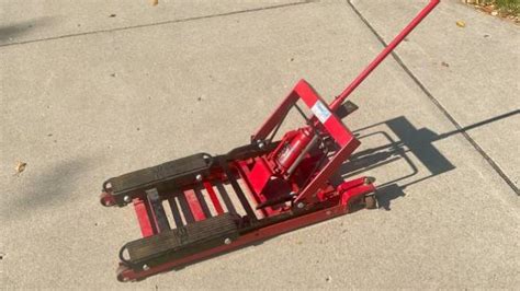 Power Lift 1500 lb Lift Jack For Sale in Minneapolis, MN