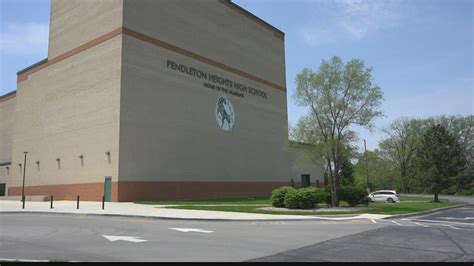 Pendleton Heights students question removal of LGBTQ+ pride flags from classrooms | wthr.com