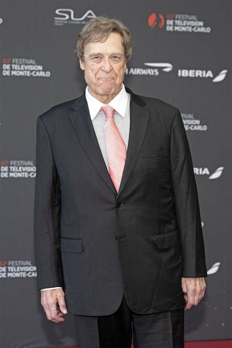 John Goodman Slims Down, Shows Off Dramatic Weight Loss at TV Festival ...