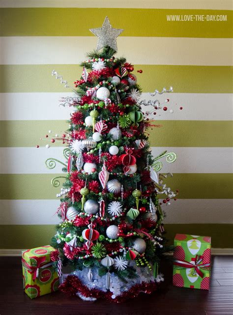 The Most Creative Christmas Tree Ideas for Your Holiday - For Creative Juice