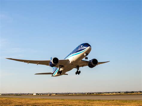 Azerbaijan Airlines and French Thales International expand cooperation ...