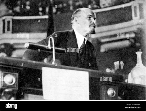 Lenin speech soviet hi-res stock photography and images - Alamy