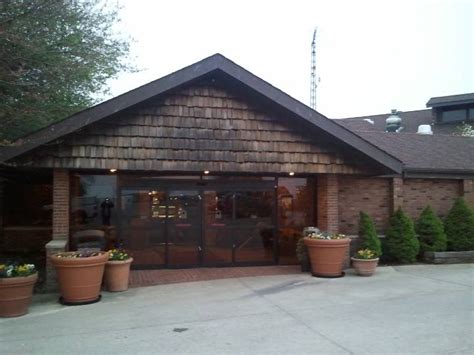 The Beef House Restaurant & Dinner Theatre - Covington, IN 47932