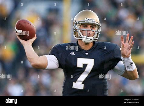 Notre Dame quarterback Jimmy Clausen (7) during game action. Navy at ...