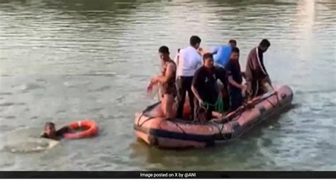 Petition · School students & teachers drowning in Harni lake, Vadodara ...