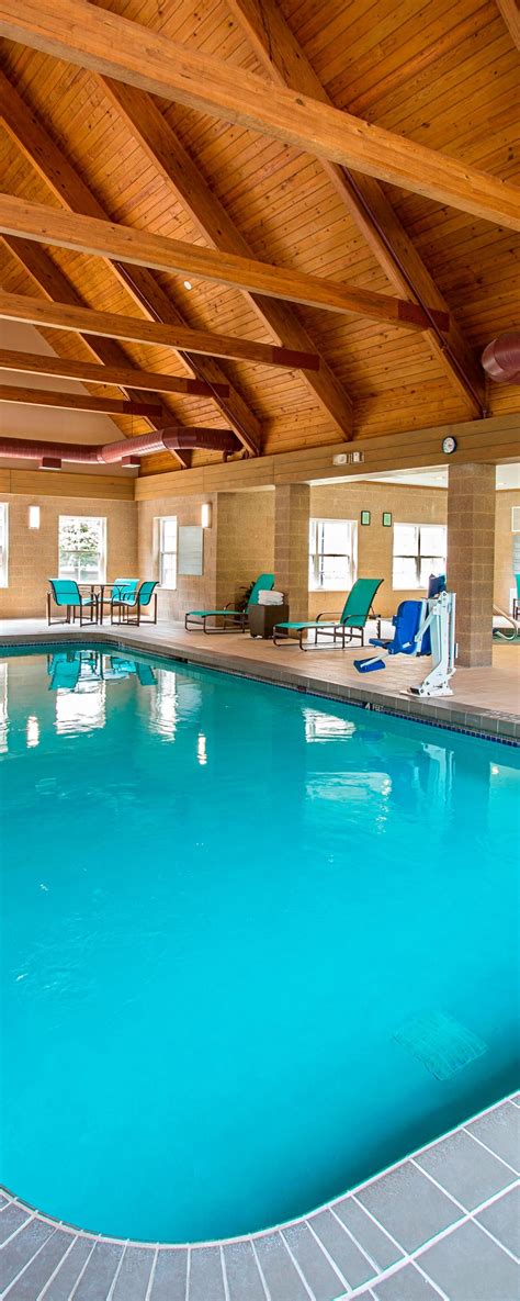 Hotels with Pools in Rochester, NY | Residence Inn Rochester West/Greece