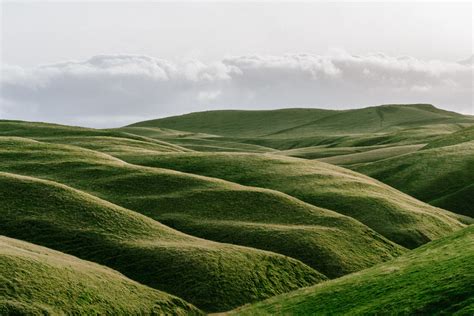 rolling hills 4k HD Wallpaper