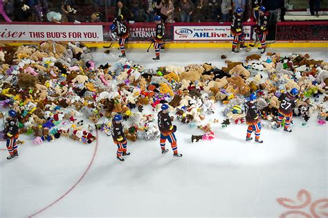 Bakersfield Condors teddy bear toss - Arena Digest
