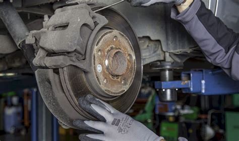 Stuck Brake Caliper Quick Fix, Causes and Symptoms