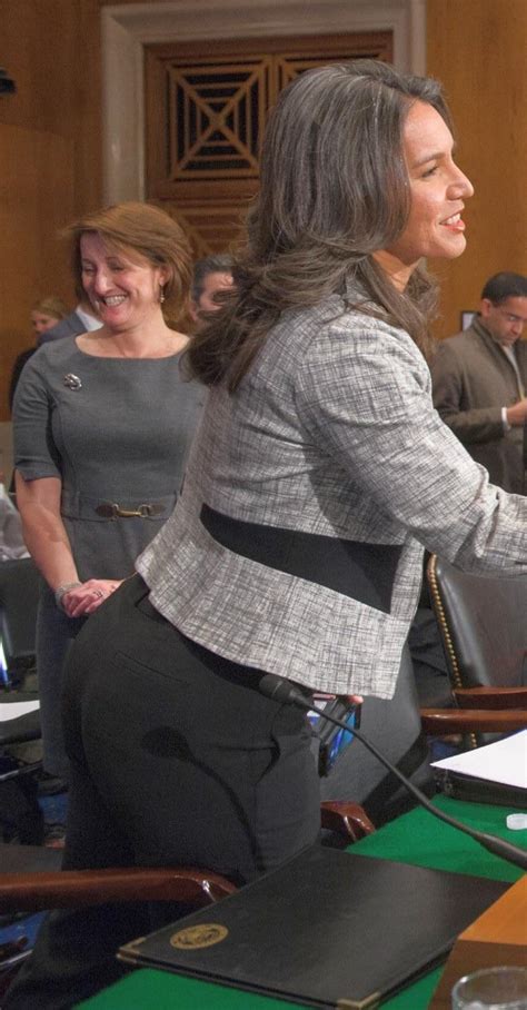 Tulsi gabbard and her dump truck booty : r/Politically_NSFW2