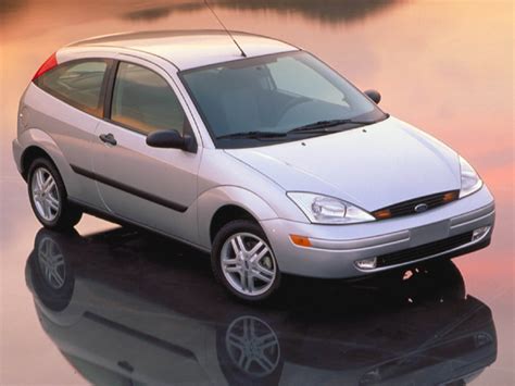 2000 Ford Focus - Specs, Prices, MPG, Reviews & Photos | Cars.com