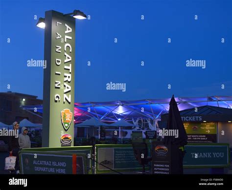 Alcatraz ferry landing embarcadero san hi-res stock photography and images - Alamy