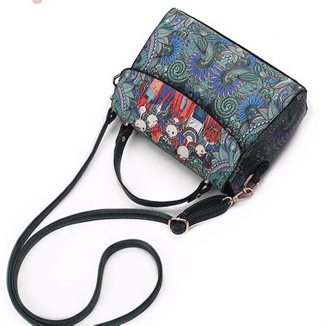 Item Type:Crossbody Bag Material:PU Leather Lining:Polyester lining ...