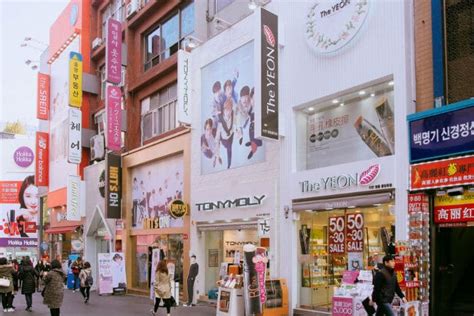 Top 5 Shopping Areas in Seoul - Etourism