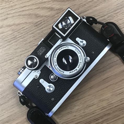 First Leica lens I’ve purchased. 35mm f/3.5 summaron with goggles : r/Leica