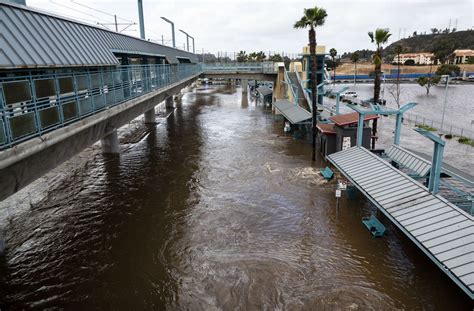 Photos: San Diego River floods in Mission Valley - The San Diego Union ...