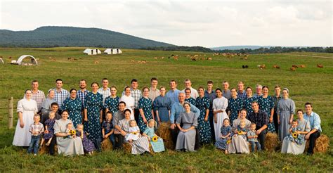 Do Mennonites Have Walls Around Their Communities?