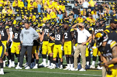 Photo Gallery: Iowa-Michigan Football - Sports Illustrated Iowa ...