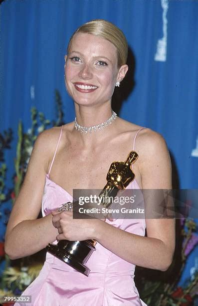 2,681 Gwyneth Paltrow Oscar Photos & High Res Pictures - Getty Images