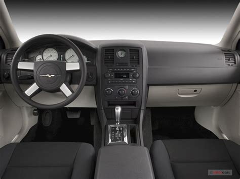 2007 Chrysler 300: 11 Interior Photos | U.S. News