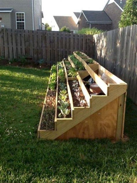 cheap container vegetable gardening ideas #ContainergardeningIdeas | Vertical garden diy ...