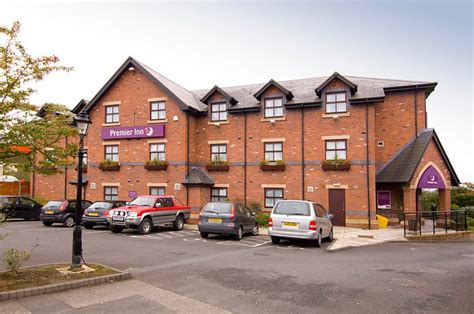 PREMIER INN WIGAN NORTH (M6 JCT 27) HOTEL - Updated 2024 Prices & Reviews (Standish, England)