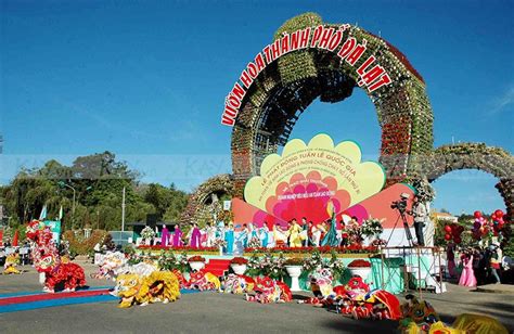 Da Lat flower festival attracts nearly 500,000 visitors