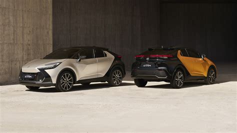 2023 Toyota C-HR revealed with hybrid powertrains - Autoblog