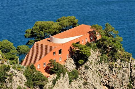 Casa Malaparte Is a Strangely Awesome House - JSTOR Daily