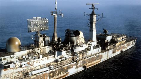 Naval News and Photos with David Arkwright: OnThisDay 1982 Type 42 ...