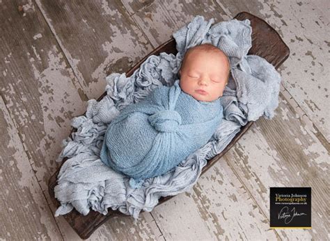 12 Best Newborn Photography Props in 2024 (Safe Options)