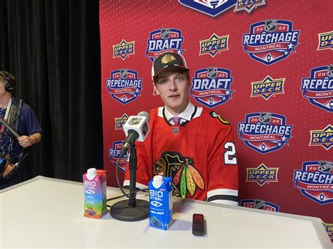 Kevin Korchinski Signs ECL with Blackhawks - LWOH