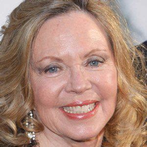 Lara Parker - Trivia, Family, Bio | Famous Birthdays