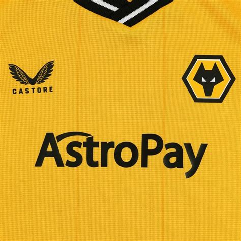 2023-24 Wolves Home Infant Kit