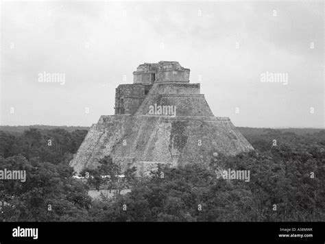 Mayan ruins of Uxmal, Mexico Stock Photo - Alamy