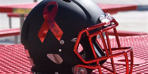 UNLV football to wear special helmets for Las Vegas shooting victims ...