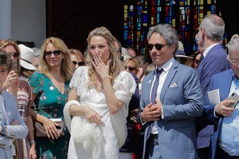 VOICI Mariage de Laura Smet : les photos de la cérémonie dévoilées ...