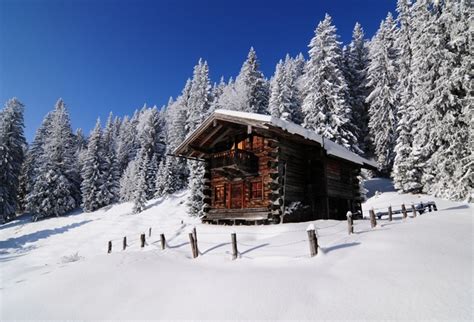 A cabin in the Alps Photographed by MrBones - Photorator