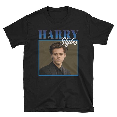 Harry styles Unisex T-Shirt | Kpop shirts, T shirt, Bts shirt