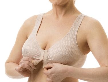 Best Front Closure Bras For Seniors (Elderly) | 2021 Update