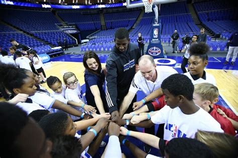 Magic Players Participate in NBA Clinic in London Photo Gallery | NBA.com