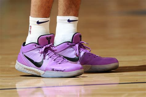 Devin Booker Shoes Purple / What Pros Wear Devin Booker S Nike Kobe 6 ...