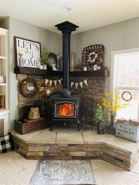 Corner wood stove mantel decor – Artofit