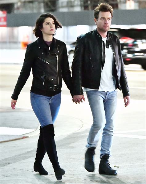 Ewan McGregor and Mary Elizabeth Winstead Hold Hands: Pic