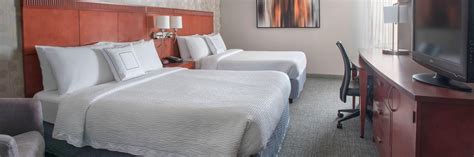 Hotel Rooms in Wilmington, Delaware | Courtyard Wilmington Downtown