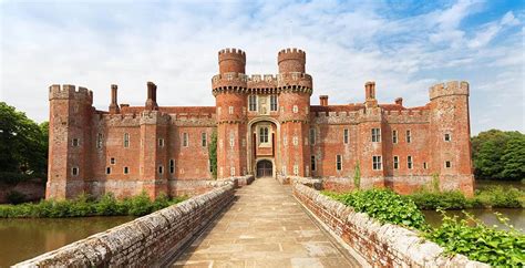 Best Castles in South England - Historic European Castles