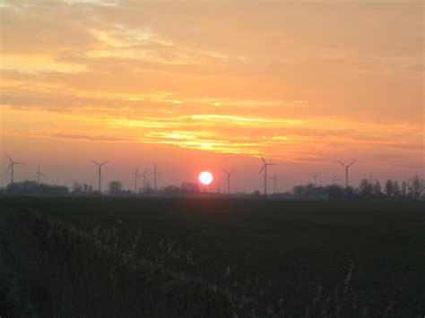 File:Wind turbine dawn.JPG - Wikimedia Commons